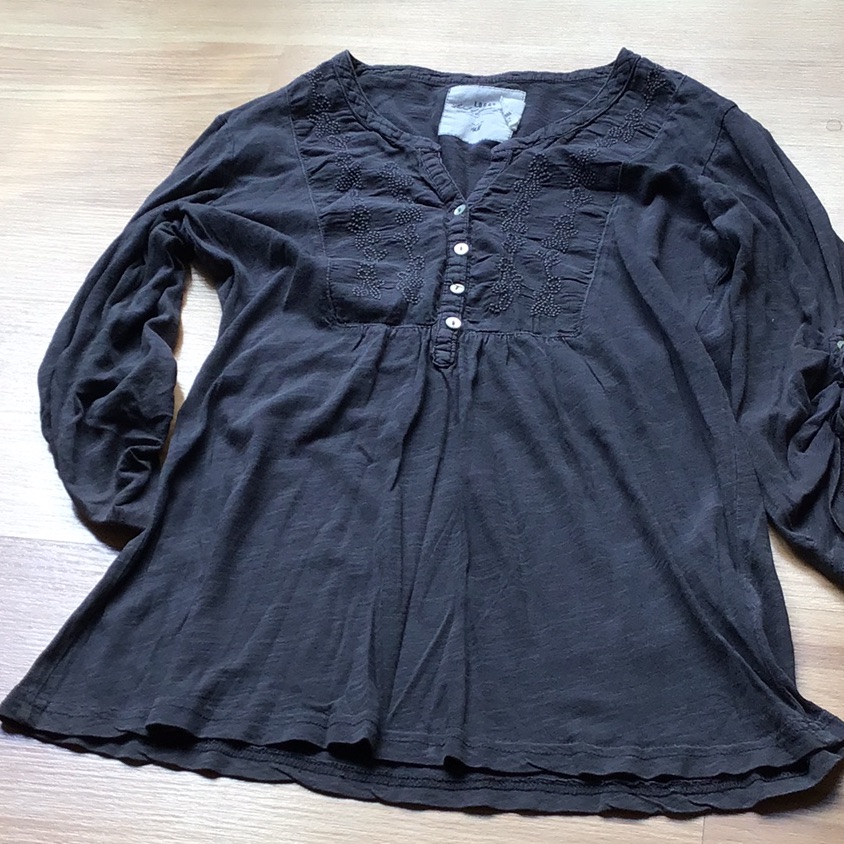 H&M Patterned Gray Top